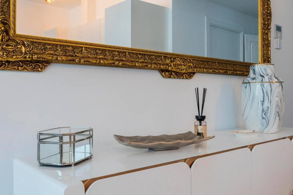 Puerto Banus Second Line, Luxury Appartement Marbellac