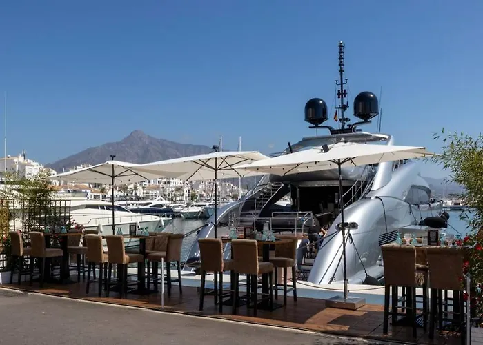Puerto Banus Second Line, Luxury Apartement