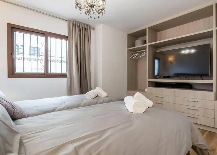Puerto Banus Second Line, Luxury Apartement